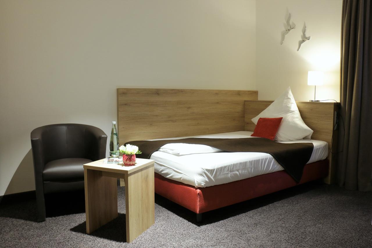 Hotel Witt Am See Weiherhammer エクステリア 写真